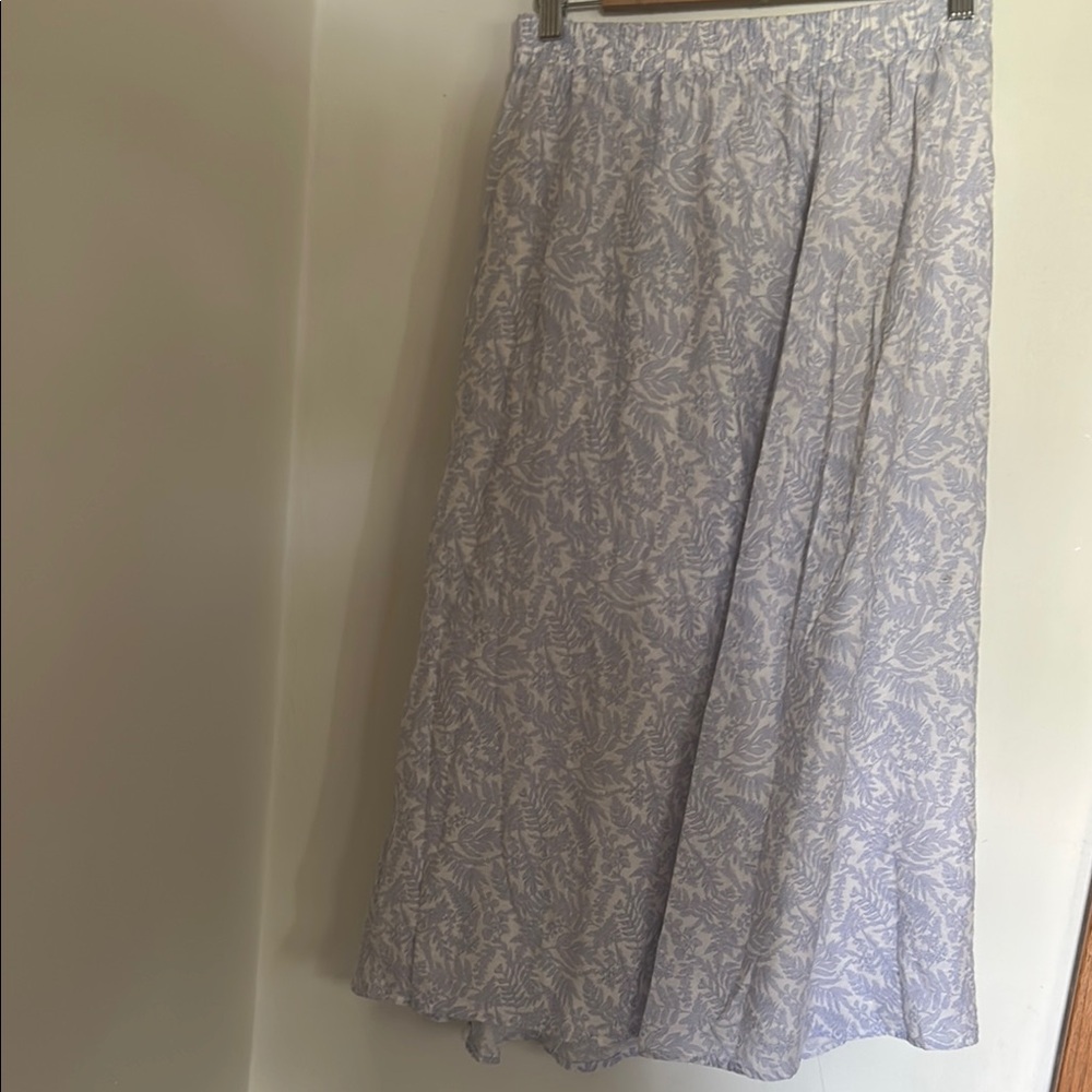 Paper Crane Gray and White Midi A-Line Skirt